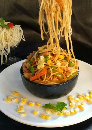 A picture of Chicken noodles.