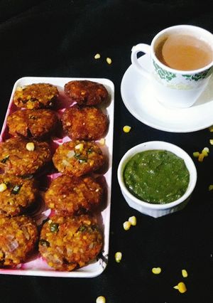 A picture of Corn Vada.