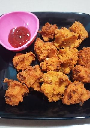 A picture of Pakoda /Daal vada(chana dal).