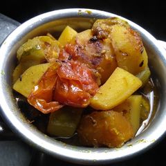 A picture of Parwal potato pumpkin curry.
