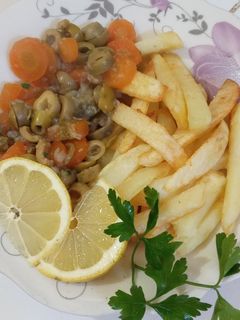 صورة لوصفة بطاطا مقلية بالصوص 😋