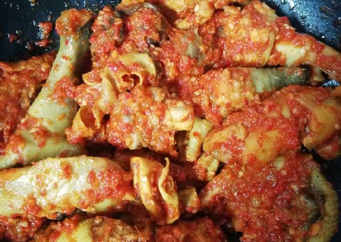 Tips Sederhana Resep Ayam Sambal Merah Yang Enak Banget Anti Gagal Ully Triani Ully Triani