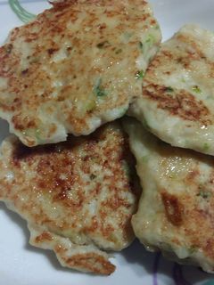 山藥雞肉漢堡排 的食譜成品照片