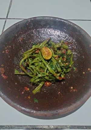 Foto resep Plecing kangkung khas Bali