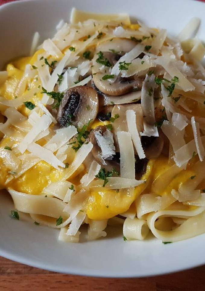 Una foto de Tagliatelli con Salsa de Zanahorias