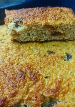 Una foto de Torta de manzana 🍎 y coco sin harinas y sin azúcar 🍏