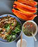 Bò hai món: bò sốt khoai tây và canh thịt bò rau răm