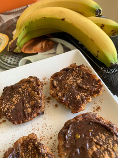 Una foto de Galletas de plátano, pera y avena 🍌🍐