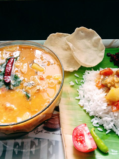 சேப்பம்க்கிழங்கு கத்திரிக்காய் சாம்பார் (Seppankilanku kathirikkaai sambar recipe in tamil) செய்முறை முக்கிய புகைப்படம்