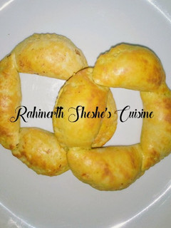 A picture of 4 in 1 Meatpie.
