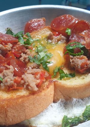 รูปของ ขนมปังไข่กะทะ 🍞🥚🍳