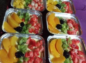 Una foto de Bizcocho de frutas frescas