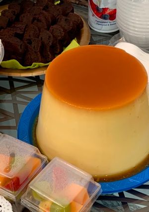 A picture of Big Cream Pudding for a Party!.