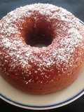 Bolo de Fubá y Coco, con Goiabada. (Torta de Polenta y Coco, con un toque de Guayaba)