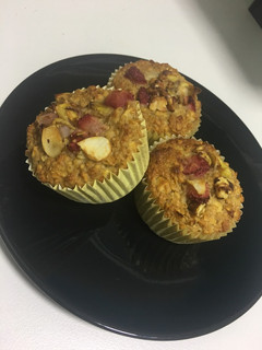 Una foto de Muffins de avena y manzana