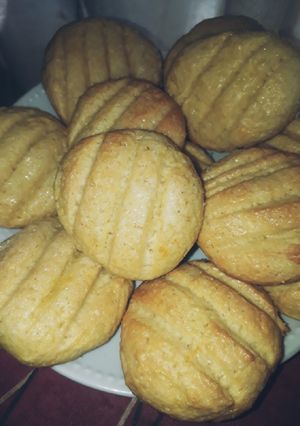Una foto de Galletitas de naranja 😋🍊 Rápidas, fácil y económicas. 🍵