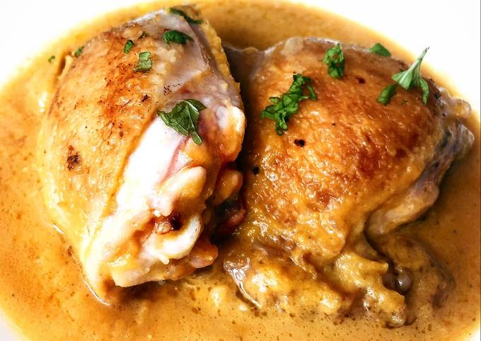 Contramuslos de pollo con salsa cremosa de calabaza y queso Skyr Receta de  ChikiTiki- Cookpad