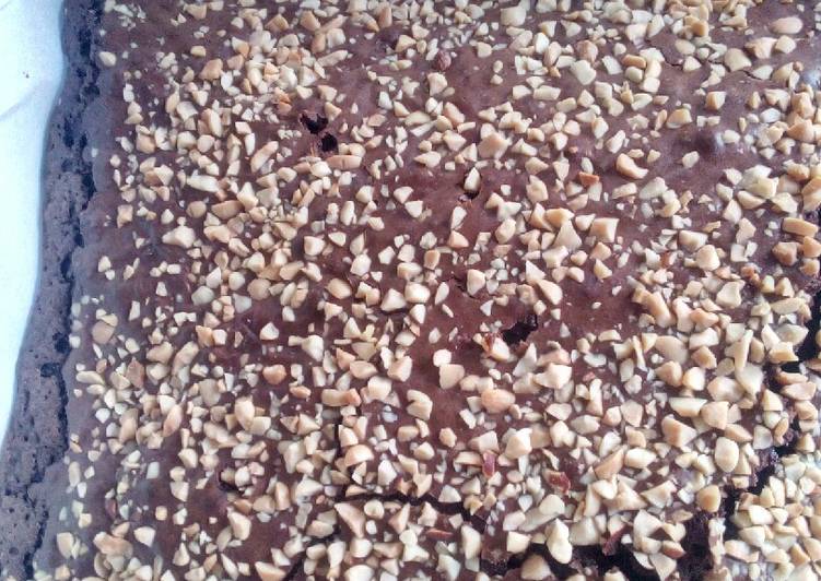 Brownis panggang shiny crust