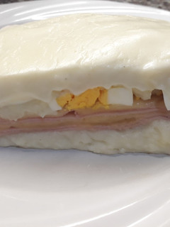 Una foto de Pastel de puré y fiambre