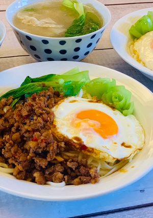 肉醬乾麵 的食譜成品照片