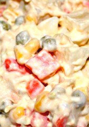 Una foto de Ensalada de Pollo
