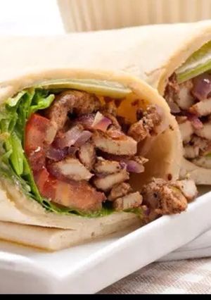 صورة لوصفة شااورما بالتورتيلا 🌯💚💚