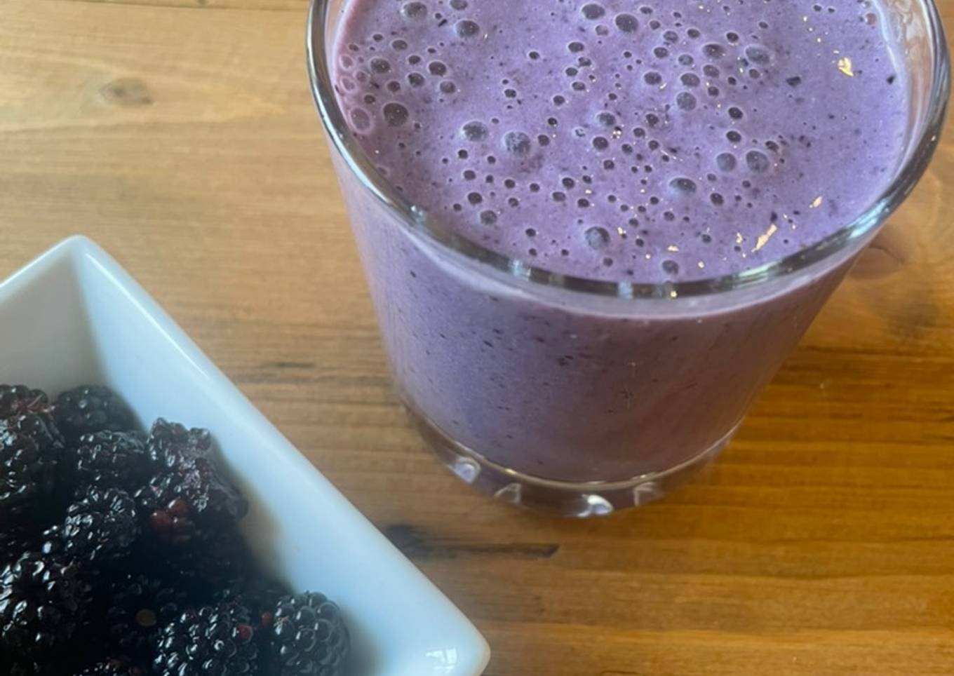 Blackberry Breakfast Smoothie 💜
