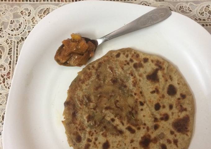 aloo paratha with yogurt