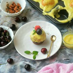 A picture of Malva pudding cake.