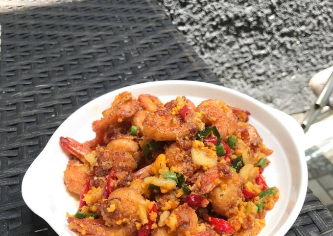 Udang telor asin