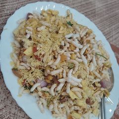 A picture of Puffed rice Bhel.