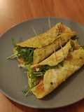 Involtini di omelette al salmone