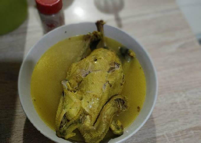 Ternyata begini lho! Bagaimana cara buat Ayam kampung masak kunyit yang nagih banget