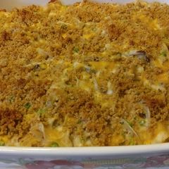 A picture of Tuna noodle casserole.