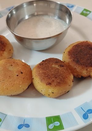 A picture of Sabudana Pattice.