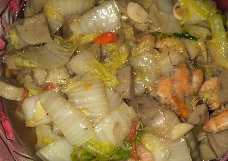 Cara Membuat Tumis Sawi Putih Bakso Udang Istimewa