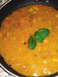 A picture of Tomato relish with mushrooms.