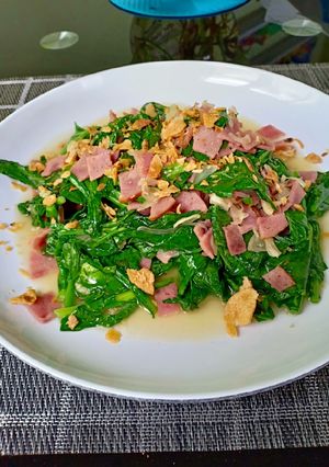 Foto resep Cah Kailan Daging Asap