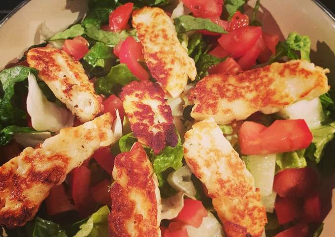 Grilled Halloumi Spinach Salad