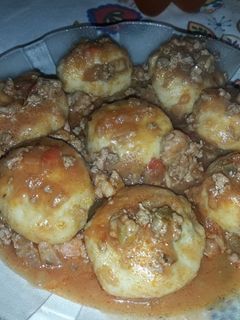 Una foto de Ñoquis rellenos de espinaca y queso💕🔥