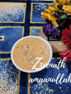 A picture of Shurabah or Shorba with Chicken.