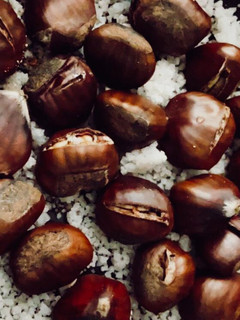 Foto de Castanhas Assadas no Forno
