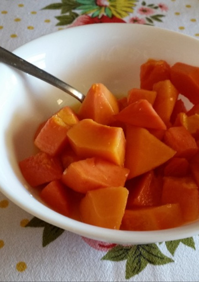 Una foto de Papaya y naranja