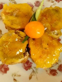 Una foto de Torrijas en salsa de naranjas!