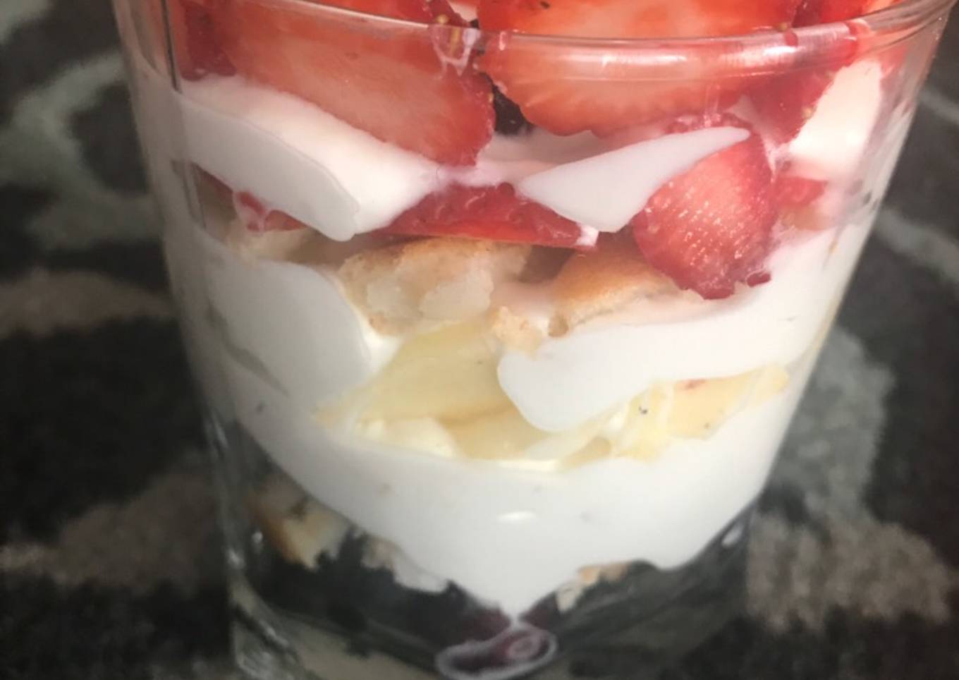 Fruit cream