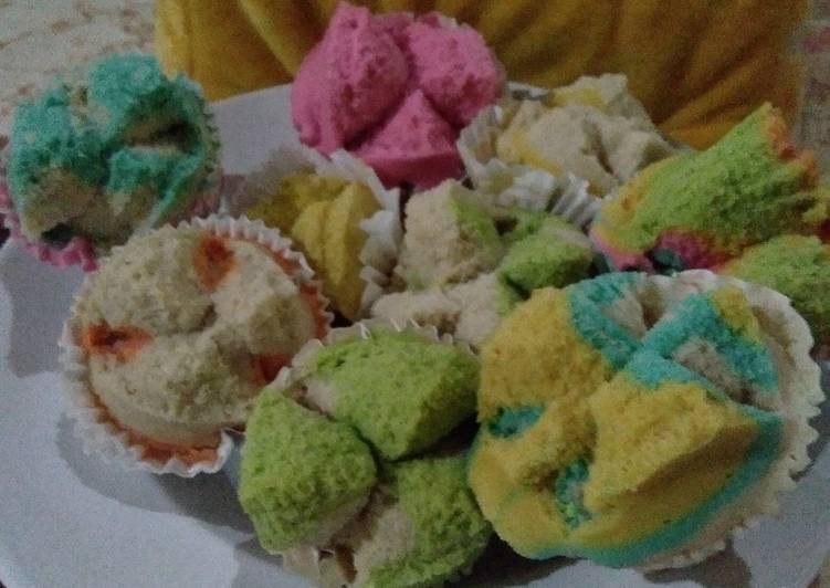 Bolu Kukus Mekar Warna Warni