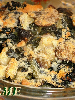 Una foto de Gratinado de acelgas con setas y alubias