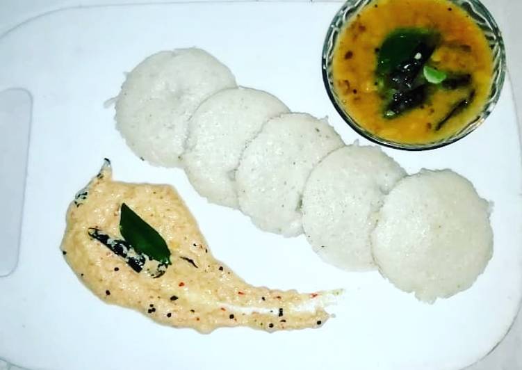 How to Make Idli in 11 Minutes for Young Wife