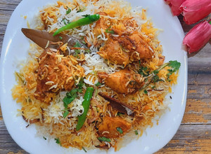 A picture of Chicken Tikka Biryani.