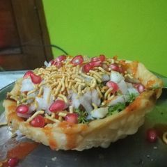 A picture of Katori chaat.